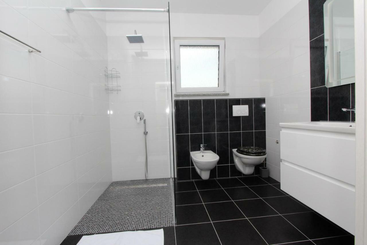 Apartment Karlo 2 Rovinj Zewnętrze zdjęcie